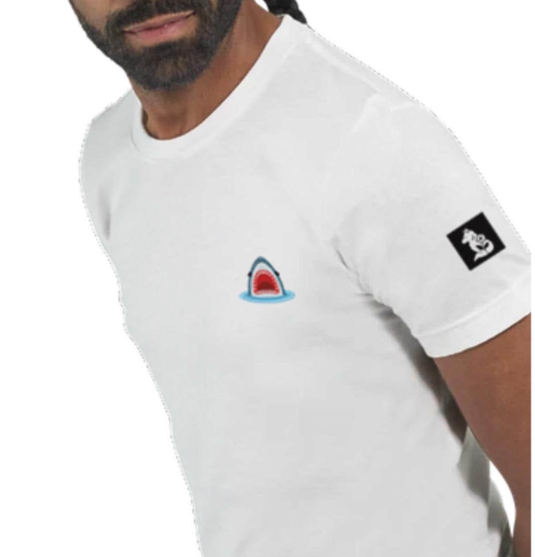 Cartoon Shark Attack – Graphic Lightweight T-Shirt with Open-Mouth Shark